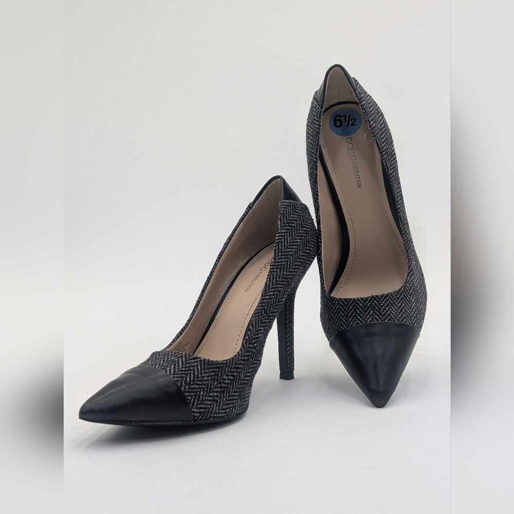 BCBGeneration Duboise Size 6.5 Stilleto Pointed Toe Fabric With Leather Accents - Picture 10 of 17